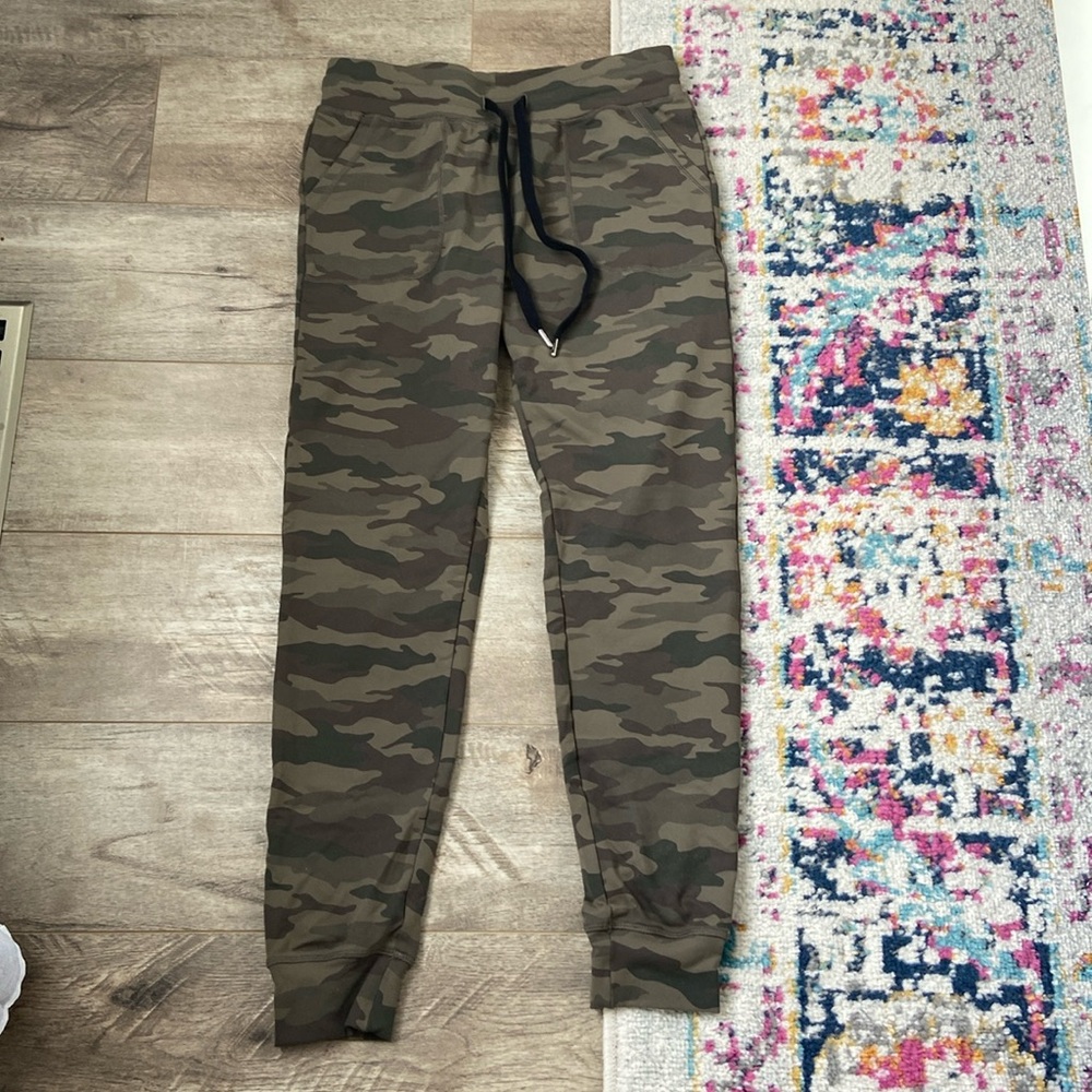 Zyia Active